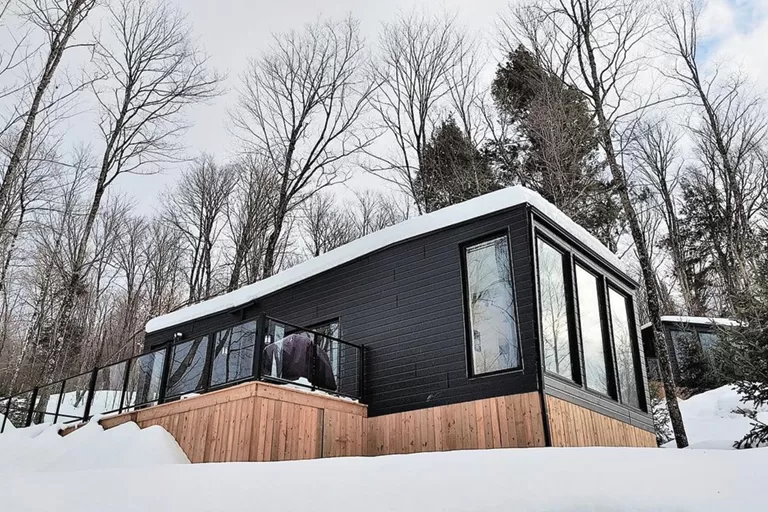 antarctica-mini-WINTER Tremblant hotels