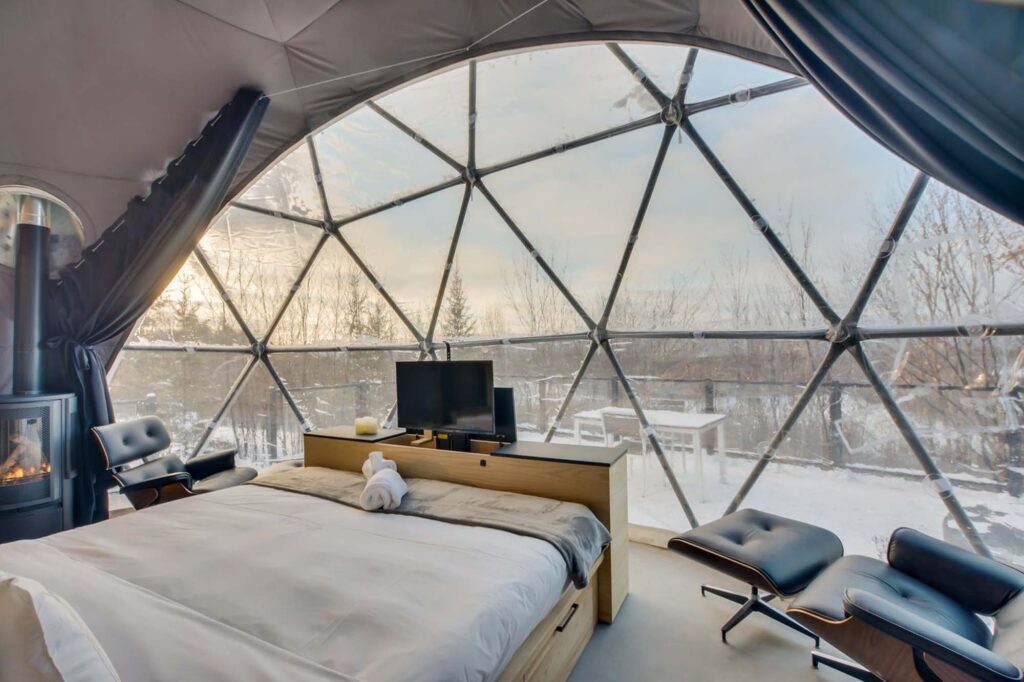 glamping-hotel-in-Mont-tremblant glamping dome mont tremblant
