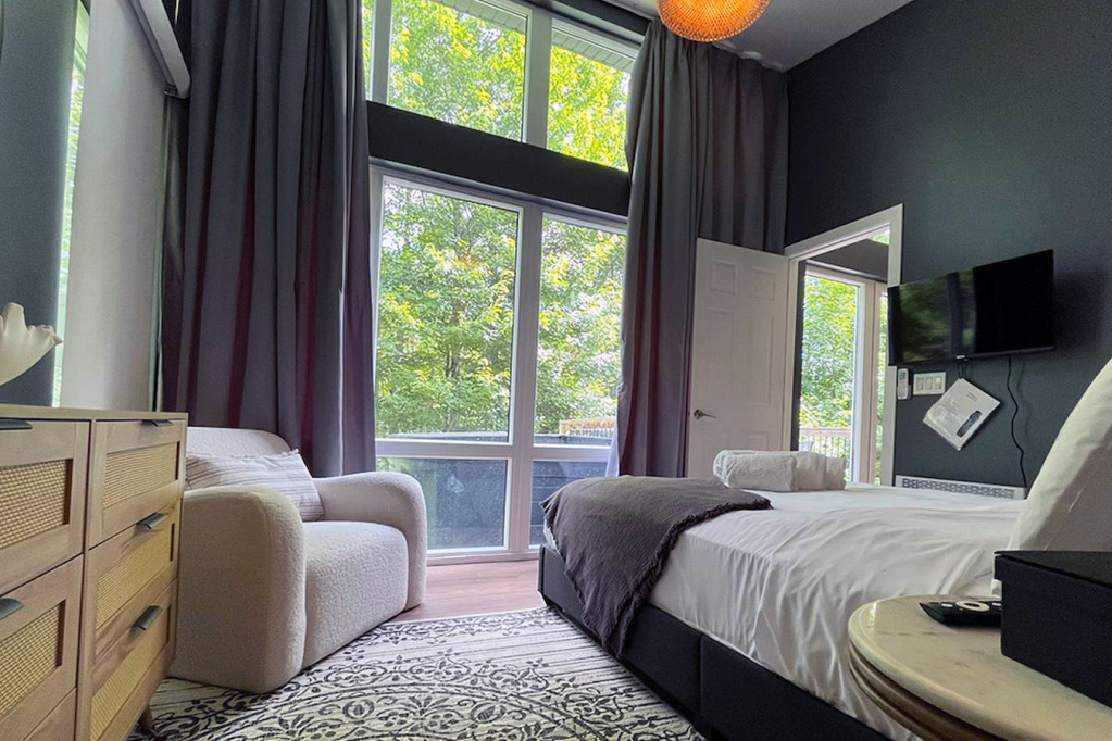 Letoile chalet rental -bedroom-2